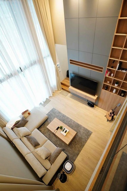 ขายบ้านแฝด ทาวน์โฮม 3.5 ชั้น หมู่บ้าน Patio พาทิโอ พัฒนาการ ซอย 32ราคาขาย 9,450,000 บาทติดต่อ คุณช่อผกา โทร 0616198565 LINE 0616198565สำรอง LINE 0812523279 ส่งลิ้งก์ไว้ได้เลย- ที่ดิน 29 ตรว. พื้นที่ใช้สอย 226 ตรม. - แบบบ้าน Iconic- 3 ห้องนอน 3 ห้องน้ำ - จอดรถได้ 2-3 คัน- ชั้นล่าง( Double Volume สูง 5 เมตรแนว) 3.5 ชั้น หน้ากว้าง 7.5 เมตร- เฟอร์นิเจอร์ Built-In ทั้งหลัง - 1 ครัวใหญ่- 1 ห้องยิม (ทำกลับเป็นห้องนอน 3 ได้)- 1 ห้องทำงาน (ชั้นลอย) 1 ห้องเอนกปร�