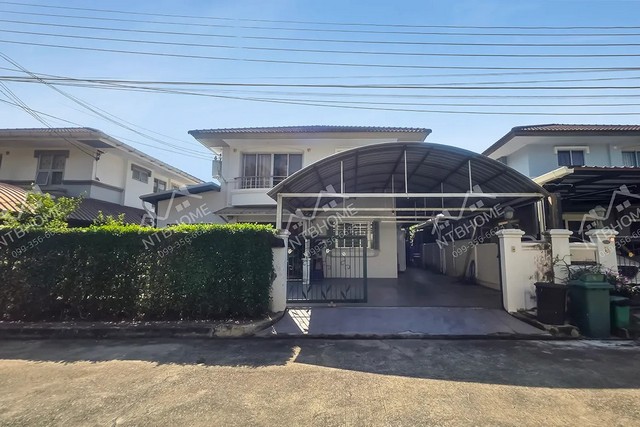 บ้านเดี่ยว 2 ชั้น ศุภาลัยวิลล์ วงแหวน-รัตนาธิเบศร์ ต่อเติมครบ ทำเลดีในซอยคลองถนน ใกล้รถไฟฟ้า* พื้นที่ 50 ตร.ว. ฟังก์ชัน 3 ห้องนอน 2 ห้องน้ำ 2 ที่จอดรถ ต่อเติมแล้วทั้งโรงรถและครัวปิด+เคาเตอร์ แถมแอร์ เครื่องทำน้ำอุ่น ปั๊มน้ำแท้งค์น้ำพร้อมใช้งาน มีพื้นที่ใช้สอยรอบตัวบ้าน* โครงการตั้งอยู่ในซอยคลองถนนเชื่อมต่อถนนจันทร์ทองเอี่ยม เดินทางสะดวก ใกล้รถไฟฟ้า MRT สายสีม�