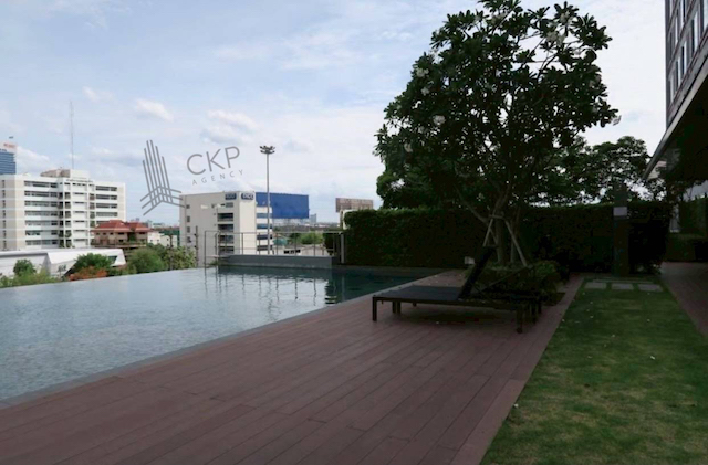 ขาย คอนโด แวนเทจ รัชวิภา ขายพร้อมผู้เช่า ติดถนนรัชดาภิเษก ใกล้ห้างสรรพสินค้าและBTS สายสีเขียว แขวงลาดยาว เขตจตุจักร กรุงเทพฯ สนใจติดต่อสอบถามได้ค่ะรายละเอียด ( Description )- ขนาด 64.70 ตร.ม.- อยู่ชั้นที่ 10- 2 ห้องนอน 2 ห้องน้ำ- เครื่องปรับอากาศ 2 เครื่อง- พร้อม TV,ตู้เย็น,เครื่องซักผ้า,เครื่องกรองน้ำ,ไมโครเวฟการเดินทาง- ติดถนนรัชดาภิเษก- ถนนพหลโยธิน  950 เมตร- BTS รัชโยธิน  1.1 กิโลเมตร- MRT