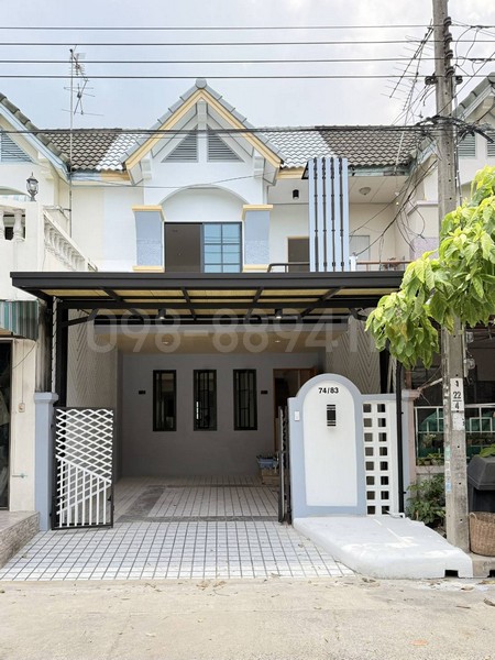ทาวน์เฮ้าส์ 2 ชั้น หมู่บ้านรื่นฤดี รามคำแหง 180ราคาขาย 2.89 ล้านบาท (2,890,000 บาท)----------------------------------------รายละเอียด :* เนื้อที่ 22 ตร.ว.* 4 ห้องนอน 2 ห้องน้ำ* จอดรดได้ 2 คันสถานที่ใกล้เคียง* สถานีเคหะรามคำแหง* โลตัส สุขาภิบาล 3* บิ๊กซี ซูเปอร์เซ็นเตอร์ สุขาภิบาล 3* บิ๊กซี ซูเปอร์เซ็นเตอร์ ร่มเกล้า* ตลาดมีนบุรี* ตลาดน้ำขวัญ-เรียม * ไทวัสดุ สาขาสุขาภิบาล 3   * เดอะ พาซิโอ ทาวน์ รามคำแหง * โรงเรียนมีน�