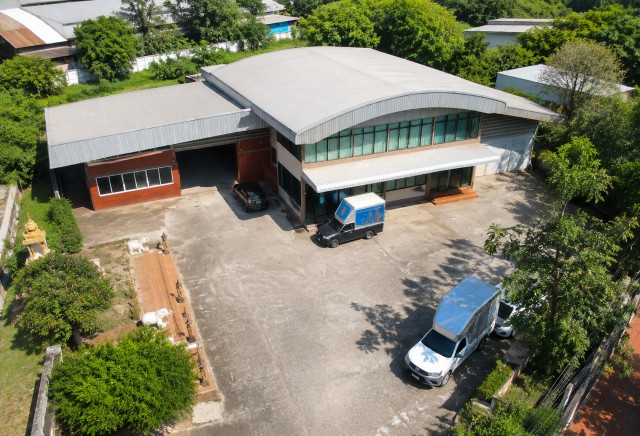 เหมาะสำหรับโรงงานอุตสาหกรรม คลังสินค้า วัดดอนไก่ดี 1.2 กม. โรงงาน และโกดังให้เช่า 2 นอน 2 น้ำ ใกล้แยกดอนไก่ดี 900 ม. ที่ดิน 1.5 ไร่ หรือ 600 ตร.ว. พื้นที่ใช้สอย 2,400 ตร.ม. พร้อมใบอนุญาต รง.4 ค่าเช่า 119,999 B-M.และศูนย์กระจายสินค้า ใกล้ชุมชน รพ. สถานศึกษา และหน่วยราชการสำคัญ เดินทางสะดวก เชื่อมถนนหลักได้รวดเร็วDonKaiDee Temple 1.2 km Factory and warehouse for rent with 2 bed 2 bath near Don Kai Dee Intersection 900 m. Land area 1.5 rai or 600 sq.wa. with 2,400 sq.m. usable area and factory license Rong.4. Rental