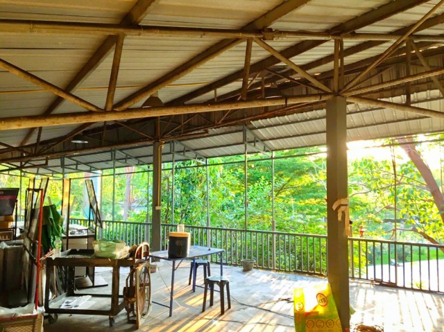 พื้นที่ใช้สอย 170 ตร.ม. 14,999 B-M.นวมินทร์ บางกะปิ พื้นที่เช่าเชิงพาณิชย์ ใกล้การเคหะคลองจั่น 500 ม. พื้นที่ 42.5 ตร.ว. เหมาะสำหรับคาเฟ่ ร้านอาหาร บาร์ ร้านนั่งชิล และธุรกิจบริการ ทำเลวิวสวน และวิวริมน้ำ รายล้อมด้วยชุมชนขนาดใหญ่ และผู้คนสัญจรตลอดวัน เดินทางสะดวก ใกล้ตลาดบางกะปิ 800 ม.รร.นานาชาแหล่งไลฟ์สไตล์ สวนสาธารณะ และรถไฟฟ้าสายสีเหลือง-สายสีส้มNawamin BangKapi Commercial space for rent near KhlongChan Hous