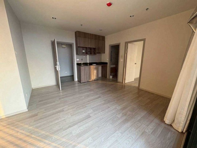 AOM 2895For Sale  ขาย  Ideo Mobi Sukhumvit Eastpoint 2 Bedrooms | Fully Furnished | Ready to Move In   โครงการ Ideo Mobi Sukhumvit Eastpoint แขวงบางนา เขตบางนา,กรุงเทพมหานคร   คอนโด   2  ห้องนอน   2   ห้องน้ำ   ที่ดิน   56.69 ตร.ม.   ใช้สอย   56.69 ตร.ม.ราคา 5,500,000คอนโดคุณภาพจาก Ananda บนทำเลสุขุมวิท ใกล้รถไฟฟ้า เดินทางสะดวก เหมาะสำหรับอยู่อาศัยและลงทุนปล่อยเช่า พร้อมพื้นที่ใช้สอยขนาดใหญ่ ฟังก์ชันครบสำหรับการใช้ชีวิตของครอบครัวและคนทำงานรายละเอียดทรัพย์- อาคาร B-