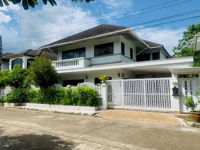 บ้านเดี่ยวหลังใหญ่ 2 ชั้น บิวท์อินทั้งหลัง ฟังก์ชันครบ แม่เหียะ