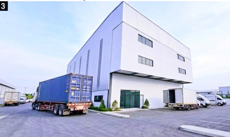 กาญจนา 35-43 กิ่งแก้ว 21-29 ให้เช่าโรงงานและคลังสินค้า Premium Factory & Warehouse 3 ชั้น เนื้อที่ 2 งาน 15 ตร.ว. พื้นที่ใช้สอย 770 ตร.ม. 84,999 บาท/เดือน พื้นที่จอดรถ และขนถ่ายสินค้า ใกล้สนามบินสุวรรณภูมิ 1.0 กม.พร้อมลิฟต์ขนส่งสินค้า ระบบไฟฟ้า 3 เฟส เหมาะสำหรับโรงงาน คลังสินค้า ศูนย์กระจายสินค้า และธุรกิจโลจิสติกส์ ใกล้วัดกิ่งแก้ว 900 ม.โรงพยาบาล ศูนย์การค้า เดินทางสะดวก เชื่อมต่อสนามบินสุวรรณภ