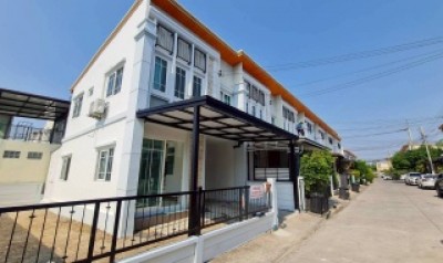 ขายบ้านโกลเด้นสองจรัญปิ่นเกล้าหลังมุม ขนาด 29 ตรว สนใจ @sacondo ขายบ้านโกลเด้นทาวน์ 2 จรัญปิ่นเกล้า ขนาด29 ตรว หลังมุมมีพื้นที่ส่วนตัว ด้านข้าง 4 ห้องนอน 2 ห้องน้ำ ต่อเติมหลังคาแล้ว ราคา 3,590,000 ลบ สนใจติดต่อ คุณยริTEL   : 0959798799line  : @sacondoEmail : stableassets.sa@gmail.comบริษัท stable asset จำกัด*** รับฝากขาย/เช่า อสังหาริมทรัพย์ ทุกประเภท *** รับขายฝาก คอนโด บ้าน ทาวน์เฮ้า ในเขตกรุงเทพฯ ปริมณฑล        ***รับปรึกษาสินเชื�