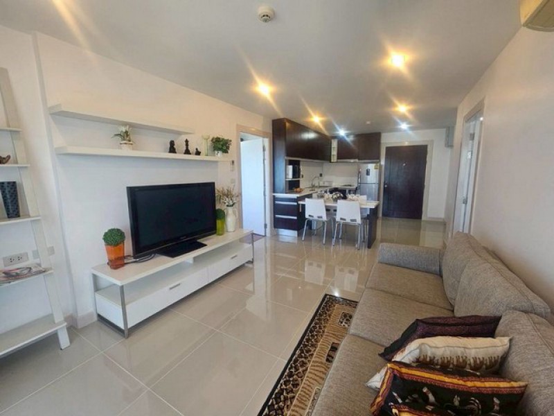 TEL:088-559 5199 คุณเอLine:https://line.me/ti/p/C0eGe0whLXขายคอนโดติดทะเล Golden Coast ศรีราชา บางพระคอนโดวิวทะเล ห้องใหญ่ พร้อมเฟอร์นิเจอร์ครบ ในทำเลเงียบสงบ เหมาะสำหรับการพักผ่อนและการลงทุนราคาขาย 3,990,000 บาทค่าใช้จ่ายวันโอน 50/50ชั้น 8 วิวทะเลบางแสนห้องมุม พื้นที่ 81 ตร.ม.2 ห้องนอน 2 ห้องน้ำขายพร้อมเฟอร์นิเจอร์พร้อมเข้าอยู่ทันทีจุดเด่น* คอนโดติดทะเล บรรยากาศเงียบสงบ* ห้องขนาดใหญ่ อยู่สบาย* วิวทะเลสวย