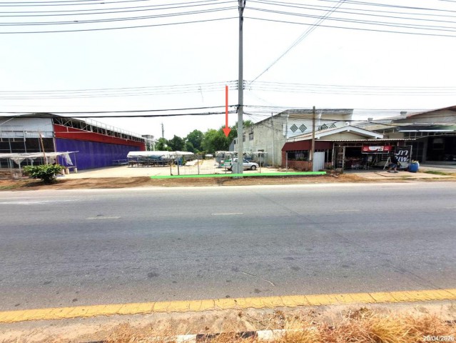 ขาย บ้านเดี่ยว/ทาวน์เฮ้าส์/คอนโด โรงงาน กาญจนบุรี  ถนน แสงชูโต(สายเก่า) ตำบล วังขนาย อำเภอ ท่าม่วง จังหวัด กาญจนบุรี  ราคาโปรโมชั่น   18,397,000   บาท    ลดจาก    23,328,000  บาท ราคาโปรโมชั่นตั้งแต่วันที่ 1 กรกฎาคม 2569 – 30 กันยายน 2569  รายละเอียดทรัพย์ -  เนื้อที่ 3-3-87.00 ไ  -  บ้านหันไปทางทิศ  พิกัดทรัพย์ : https://maps.app.goo.gl/dKiYddQDkEQUTtzb6  สถานที่ใกล้เคียง   -โรงพยาบาลสมเด็จพระสังฆราช องค์ที่ 19  รหัสทรัพย์ (Code ID)  : PRO-26-09-0