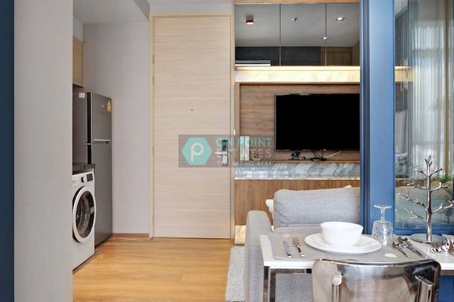 Park Origin Phrom Phong (Agent Post)                        1 Bedrooms 1 Bathrooms for Rent** RENTAL PRICE : 20,000 Baht / month (1 Year Contract) **Listing ID : A2390Location : Soi Sukhumvit 24Room Type : 1 Bedrooms 1 BathroomsRoom Size : 30 Sq.m.Function :- Fully Furnished- Gym / Swimming pool / Sauna- BTS Phrom Phong พาร์ค ออริจิ้น พร้อมพงษ์ให้เช่า 1 ห้องนอน 1 ห้องน้ำ ** ราคาเช่า : 20,000 บาท ต่อเดือน (สัญญา 1 ปี) **Listing ID : A2390พื้นที่ : ซอย สุขุมวิท 24ประเภท : 1 ห้องนอน 1 ห้องน้ำขนาด : 30 ตารางเมตรFunction :- ตกแต่งพร้อมอาศัย ฯ- ส่วนกลางประกอบด้วย ฟิตเนส / สระว่ายน้ำ / ซาวน่า ฯ- BTS พร้อมพงษ์ ContactJanyanan 