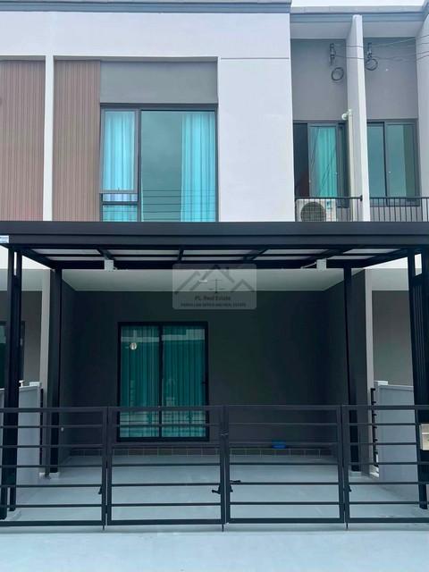 ให้เช่าทาวน์โฮม 2 ชั้น โครงการ Pleno สุขุมวิท-บางนา 3 บ้านใหม่แต่งครบ ใกล้เมกะบางนาราคาเช่า 38,000 บาท / เดือน ( สัญญาขั้นต่ำ 1 ปี ประกัน 2 เดือน ล่วงหน้า 1 เดือน รวมค่าส่วนกลาง )ที่ตั้ง ถนนกาญจนาภิเษก ตำบลบางแก้ว อำเภอบางพลี จังหวัดสมุทรปราการติดต่อ : คุณภัสพงณ์ 0634098164Line : deedee23https://www.facebook.com/profile.php?id=61581484955548เนื้อที่ 18 ตารางวา พื้นที่ใช้สอย 110 ตารางเมตร จำนวน 2 ชั้น 3 ห้องนอน 2 ห้องน้ำ มี 1 ห้องครั�