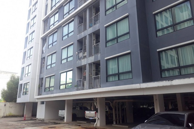 ขายคอนโด เดอะนิช โมโน บางนา ถนนเทพรัตน บางนา กรุงเทพมหานคร  ถนนเทพรัตน (บางนา-ตราด) บางนา กรุงเทพมหานคร  ราคา 1,850,000 บาท  (ราคาต่อรองได้)  รายละเอียดทรัพย์ -  พื้นที่ใช้สอย 39.61 ตรม. -  1 ห้องนอน 1 ห้องน้ำ  -  1 ที่จอดรถ   พิกัดทรัพย์ : https://maps.app.goo.gl/GvUNRHQexnXuKvEV8  สถานที่ใกล้เคียง   - เซ็นทรัล บางนา - บิ๊กซี บางนา - ตลาดเซฟวันโก บางนา - แม็คโคร ศรีนครินทร์  รหัสทรัพย์ (Code ID)  : PSW-26-2C10-0030   สอบถามเพิ่มเติม / นัดช