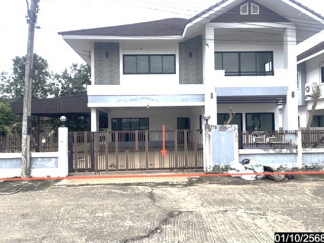 ขาย บ้านเดี่ยว/ทาวน์เฮ้าส์/คอนโด โครงการมงคลเลิศธานี 2   ถนน เหล่านาดี (ทล.2131) ตำบล บ้านเป็ด อำเภอ เมืองขอนแก่น จังหวัด ขอนแก่น  ราคา 6,522,000 บาท  ลดจาก   8,720,000   บาท ราคาโปรโมชั่นตั้งแต่วันที่ 1 กรกฎาคม 2569 – 30 กันยายน 2569  รายละเอียดทรัพย์ -  เนื้อที่ 206.80 ตร.ว. พื้นที่ใช้สอย 294.50 ตร.ม. -  3 ห้องนอน 4 ห้องน้ำ  -  1 ที่จอดรถ  -  บ้านหันไปทางทิศ ใต้  พิกัดทรัพย์ : https://maps.app.goo.gl/bbSG7aJPUQEhxktd6  สถานที่ใกล้เคียง   -ประต�