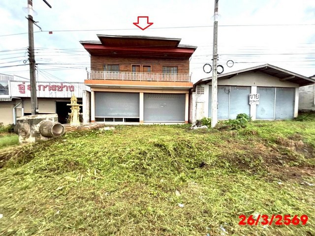 ขายบ้านเดี่ยวสุราษฎร์ธานี    ถนน สายสุราษฎร์ธานี - ตะกั่วป่า  ตำบล ต้นยวน อำเภอ พนม จังหวัด สุราษฎร์ธานี  ราคาโปรโมชั่น  5,382,000  บาท    ลดจาก  6,925,000  บาท ราคาโปรโมชั่นตั้งแต่วันที่ 1 กรกฎาคม 2569 – 30 กันยายน 2569  รายละเอียดทรัพย์ -  เนื้อที่ 119.70 ตร.ว.  พื้นที่ใช้สอย 341.00 ตร.ม. -  2 ห้องนอน 3 ห้องน้ำ   -  1 ที่จอดรถ  -  บ้านหันไปทางทิศ ใต้  พิกัดทรัพย์ : https://maps.app.goo.gl/2AxdPbD6YsQSdyKbA  สถานที่ใกล้เคียง   - โรงพยาบาลพนม -