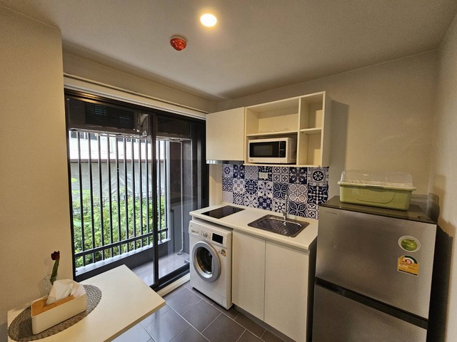 ให้เช่าคอนโด Blue Sukhumvit 89   Near BTS Condo for rent  13K / month 1 year lease contractคอนโดอยู่ระหว่าง BTS อ่อนนุช และ BTS บางจาก (ประมาณ 500 เมตร) มีร้าน 7-Eleven อยู่หน้าปากซอยห้องขนาด 24.43 ตรม. ชั้น 2 (คอนโดสูง 8 ชั้น )เฟอร์ครบ พร้อม เครื่องใช้ไฟฟ้า ค่าเช่าเดือนละ 13,000 บาทล่วงหน้า 1 ประกัน 2 สัญญาเช่า 1ปี===========สนใจ/นัดชม/สอบถาม ติดต่อ พัชรธร จอย (Ag)โทร 088-636-1662LINE ID: @theproperty999LINE ID: 0886361662WhatsApp +66886361662============รับฝากขาย และ ปล่อยเช่า อสังหาริมทรัพย์ทุกชนิด