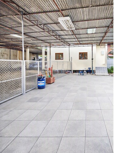 หมู่บ้านนักกีฬาแหลมทอง 300ม. ทับช้าง สะพานสูง 7-11 BIG-C บ้านแฝด 1-2นอน 1-2น้ำ  38-75 ตรว.  150-300 ตรม.  6,999-13,999B-M NakKilaLaemThong Village 300m. ThapChang SaphanSung.7-11 BIG-C Semi-detached houses 1-2beds 1-2baths. 38-75 sq.wah. 150-300sqm. 6,999-13,999THB/month.ถนนกาญจนาภิเษก แขวงทับช้าง เขตสะพานสูง กรุงเทพมหานครขนาด 38-75 ตรว. พื้นที่ใช้สอย 152 ตรม.Size 38-75 sq.wah with 152 sq.m. usable areaบ้านแฝดออกแบบทันสมัย โปร่งโล่งสบาย ภายในมีพื้นที่ใช้สอยครบครัน รองรับการอยู่อาศัยทั้งครอบครัวเล็กและใหญ่วัสดุคุณภา