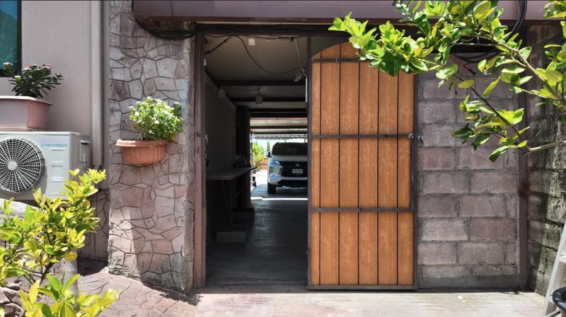 PZ1459-ขาย ที่ดินพร้อมบ้าน  326 ตรว.ติดถนนทางหลวงชนบท หมายเลข กจ.4052 ( ถนนสายทุ่งกระป่ำ-เลาขวัญ) ตำบลเลาขวัญ อำเภอเลาขวัญ จังหวัดกาญจนบุรี ราคา  3,500,000  บาท***รายละเอียด***-ขายที่ดิน 326 ตรว.-พร้อมบ้านเดี่ยว 1 ชั้น ยก STEP พื้นสูง-พื้นที่ใช้สอยรวม 172 ตรม.-หน้ากว้างที่ดินติดถนนทางหลวงชนบท   หมายเลข กจ.4052-หน้ากว้างที่ดินติดถนนสาธารณะประมาณ 28.34 ม.-ลึก 41.54 ม.-2 ห้องนอน-1 ห้องน้ำ-ระเบียงพักหลังบ้า�