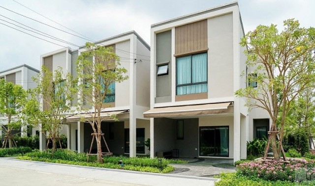 ทาวน์โฮม 2 ชั้น  MEGAบางนา 1.9 กม.3 นอน สุขุมวิท-บางนา3 สนามกอล์ฟ เมืองแก้ว 600ม.