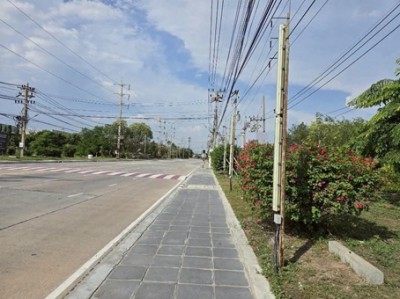 #ให้เช่าที่ดินผังสีม่วงเข้มในนิคมอมตะซิตี้ชลบุรี ????#ม่วงเข้ม#เหมาะสำหรับผู้ประกอบการโรงงานและธุรกิจโลจิสติกส์????อำเภอเมืองจังหวัดชลบุรี#ที่ดินสวยเขตนิคมอุตสาหกรรม ✅ #ผังสีม่วงเข้ม รองรับการก่อสร้างโรงงานและกิจการอุตสาหกรรม ✅ เนื้อที่ 20 ไร่ (32,000 ตร.ม.) ✅ ถนนกว้าง รถบรรทุกและตู้คอนเทนเนอร์เข้า-ออกสะดวก✅ ใกล้โรงงานชั้นนำจำนวนมาก ✅ เชื่อมต่อมอเตอร์เวย์ ท่าเ