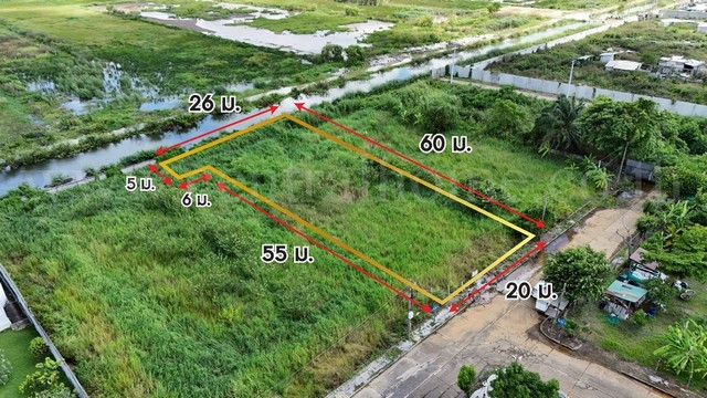 รหัสทรัพย์&nbsp;N0699ที่ดิน 316 ตร.วา หมู่บ้านกฤษดานคร 19&nbsp;-&nbsp;คลองหลวง 24 ทำเลทอง ตรงข้ามไทวัสดุ ราคาถูกมาก&nbsp;ที่ตั้ง&nbsp;:&nbsp;ถนนพหลโยธิน ตำบลคลองหนึ่ง อำเภอคลองหลวง จังหวัดปทุมธานี 12120&nbsp;รายละเอียดทรัพย์-&nbsp;เนื้อที่ดิน&nbsp;316&nbsp;ตารางวา&nbsp;ถมแล้ว&nbsp;กว้าง&nbsp;20&nbsp;เมตร ลึก&nbsp;60&nbsp;เมตร-&nbsp;เหมาะกับการลงทุน ทำกิจการ หอพัก และที่อยู่อาศัย&nbsp;ทำเลและสถานที่ใกล้เคียง- ห้างสรรพสินค้า&nbsp;บุญถาวร ส�
