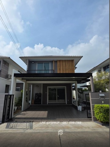 บ้านเช่าอมตะ ใกล้นิคมอมตะหมู่บ้านแฟมิลี่ซิตี้ อมตะใกล้วิทยาลัยเทคโนโลยีภาคตะวันออก โรบินสัน   พร้อมเข้าอยู่ HR0082  3 bed 3 bath : ฿ 27,000/เดือน(สัญญาขั้นต่ำ 1 ปี)  2 ชั้น ขนาด 157 ตรม.ประกัน 2 เดือน + ล่วงหน้า 1 เดือน—————————————————Fully Furnished & electrical appliances เฟอร์นิเจอร์ & เครื่องใช้ไฟฟ้า· เครื่องทำน้ำอุ่น 2ห้อง· ทีวี 50นิ้ว 1เครื่อง· ไมโครเวฟ 1 เครื่อง· เตาไฟฟ้า 1 ตัว· แอร์ 3 ตัว· ตู้เย็น 4บาน 18นิ้ว 