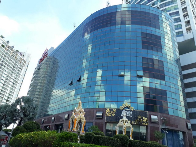 ออฟฟิศให้เช่าพระราม3 ยานนาวา  อาคาร แกแลคซี่ เพลส ทาวเวอร์  ช่องนนทรี เขตยานนาวา ใกล้ทางด่วน ขนาดพื้นที่ให้เช่าเริ่ม 120 ตรม.ขึ้นไป    O84,543,4833 - O86,397,4454 ดูข้อมูลอาคารอื่นที่ www.irentoffice.com และยินดีรับฝากขาย-เช่าสำนักงานค่าประกันการเช่า    3    เดือนค่าเช่าล่วงหน้า      1    เดือนสัญญาการเช่าสำนักงาน3ปีขนาดพื้นที่ให้เช่า120 ตารางเมตรขึ้นไป  ขนาดพื้นที่และค่าใช้จ่ายต่างๆ อาจมีการปรับเ