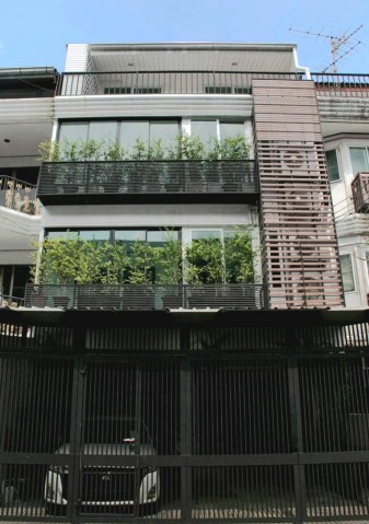 #ให้เช่าบ้าน 4 ชั้น ใจกลางอารีย์-พญาไท ซอยพหลโยธิน8 #เหมาะสำหรับทำAir-BNB ออฟฟิต  #ใกล้BTSอารีย์ 095-164-2956 II