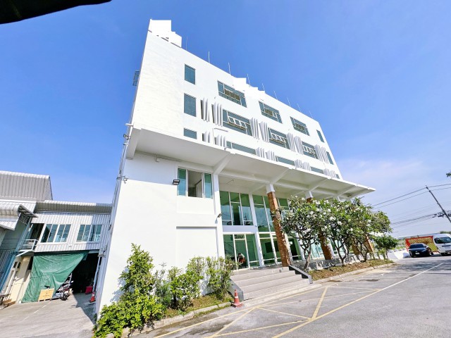 โรบินสัน ราชพฤกษ์ บางพลับ ให้เช่าสำนักงาน 1 ออฟฟิศ พร้อมลิฟท์ ไทวัสดุ ชัยพฤกษ์  2 น้ำ ใกล้สถานีไฟฟ้าย่อยชัยพฤกษ์ 350 ม.พื้นที่ใช้สอย53 ตร.ม. 9,998B-M. อาคารสำนักงาน ชัพฤกษ์-ราชพฤกษ์ และแอร์ เหมาะสำหรับสำนักงาน หรือธุรกิจ ทำเลดี ใกล้สภ.ชัยพฤกษ์ 550 ม.สนามกีฬาห้าภาค และศูนย์การค้า เดินทางสะดวก เชื่อมต่อถนนหลักหลายสาย ทางแยกต่างระดับชัยพฤกษ์Robinson Ratchaphruek Bang Phlap Office Space for Rent 1 Office Office building with ele