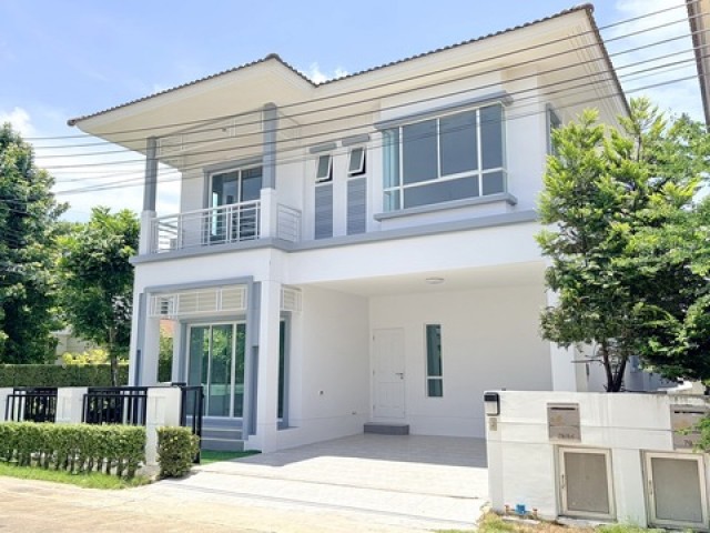 Sub1535ขายบ้านแฝด 2 ชั้น หมู่บ้านไพร์มเพลส เดอะกรีนเนอรี่ บางใหญ่Prime Place The Greenery Bangyai79/84 ซอย 18ใกล้เซ็นทรัล เวสต์เกต และรถไฟฟ้าสายสี่ม่วงจากผู้พัฒนา บริษัท ธนาสิริ กรุ๊ป จำกัด (มหาชน)เนื้อที่ 39.8 ตารางวา  ราคา 3,950,000 บาทรีโนเวทใหม่ ฟรีโอน3 ห้องนอน3 ห้องน้ำ2 ที่จอดรถ1 ห้องครัวหันหน้าทางทิศใต้- ปูกระเบื้องห้องโถงใหม่- ปูกระเบื้องลานจอดรถใหม่- ปูกระเบื้องห้องครัวใหม่- ปั๊มน้ำ ถังเก็