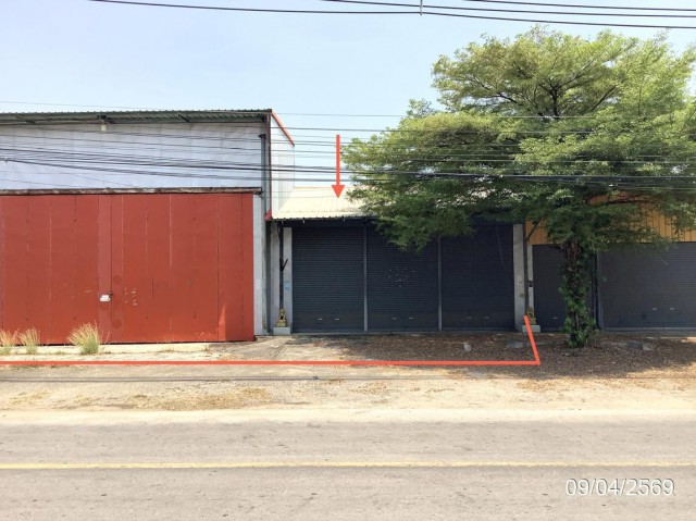 ขาย บ้านเดี่ยว/ทาวน์เฮ้าส์/คอนโด โกดัง กำแพงเพชร ถนน สายวังแขม-โค้งวิไล(กพ.1038) ตำบล วังแขม อำเภอ คลองขลุง จังหวัด กำแพงเพชร  ราคาโปรโมชั่น    7,521,000  บาท    ลดจาก  9,100,000    บาท ราคาโปรโมชั่นตั้งแต่วันที่ 1 กรกฎาคม 2569 – 30 กันยายน 2569  รายละเอียดทรัพย์ -  เนื้อที่ 396.00  ตารางวา  พื้นที่ใช้สอย 593.00 ตร.ม  พิกัดทรัพย์ : https://maps.app.goo.gl/t4DZQywPHWxvTCbU8  สถานที่ใกล้เคียง   -โรงเรียนวังแขมวิทยาคม -ตลาดนัดวังแขม(จันท