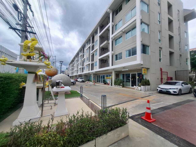 ขาย/เช่า คอนโดห้องมุมกว้างพิเศษ สไตล์รีสอร์ท | MT Residence Klong Luang ติดถนนใหญ่คลองหลวง รหัส TTR 2938ขาย/เช่า คอนโดห้องมุมกว้างพิเศษ สไตล์รีสอร์ท | MT Residence Klong Luang ติดถนนใหญ่คลองหลวงสัมผัสชีวิตผ่อนคลายในบรรยากาศส่วนตัว ทำเลศักยภาพสูง เดินทางสะดวกสบาย ติดถนนใหญ่คลองหลวง ไม่ต้องเข้าซอยรายละเอียดห้องพักขนาดพื้นที่: 68.66 ตร.ม. (ห้องมุม เป็นส่วนตัว วิวโปร่งสบาย)ตำแหน่ง: ชั้น 2ฟังก์ชัน: 2 �