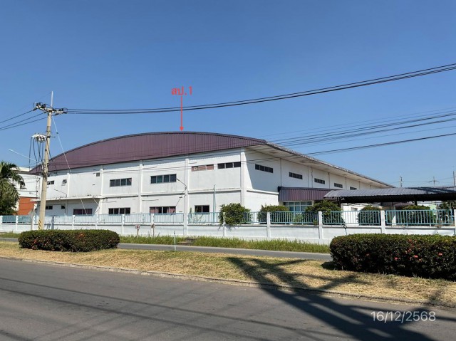 ขายโรงงาน นิคมอุตสาหกรรมราชบุรี ถนน เพชรเกษม ตำบล เจ็ดเสมียน อำเภอ โพธาราม จังหวัด ราชบุรี   หมู่บ้าน นิคมอุตสาหกรรมราชบุรี ซอย ภายในโครงการ ถนน เพชรเกษม ตำบล เจ็ดเสมียน อำเภอ โพธาราม จังหวัด ราชบุรี  ราคา 83,572,000 บาท  ( ราคาต่อรองได้ )  รายละเอียดทรัพย์ -  เนื้อที่ 7 ไร่ 3 งาน 14.10 ตารางวา  พื้นที่ใช้สอย 10,480 ตร.ม. -  24 ห้องน้ำ  -  บ้านหันไปทางทิศตะวันออกเฉียงใต้  พิกัดทรัพย์ : https://maps.ap