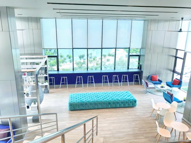 พร้อมเฟอร์ฯ และเครื่องใช้ไฟฟ้าครบPlum Condo Central Station Phase 1 ทำเลใกล้ MRT ตลาดบางใหญ่ 700 ม.และตลาดกลางบางใหญ่ 700 ม.1 นอน 1 น้ำ ขนาด 24.5 ตร.ม. ชั้น 24 วิวฝั่ง Central WestGate และ IKEA ทำเลดี เดินทางสะดวก ใกล้แหล่งช้อปปิ้ง ตลาด และสิ่งอำนวยความสะดวกครบครัน 7,499 บาท / เดือน Plum Condo Central Station Phase 1 near MRT Talat Bang Yai 700 m. and Talat Klang Bang Yai 700 m. 1 bed 1 bath 24.5 sq.m. on the 24th floor with views of Central WestGate and IKEA. Fully furnished with appliances. Excellent location with convenient transportation near shopping centers markets and amenities. Rent 7,499 THB/month.ถ.รัตนาธิเษศร์