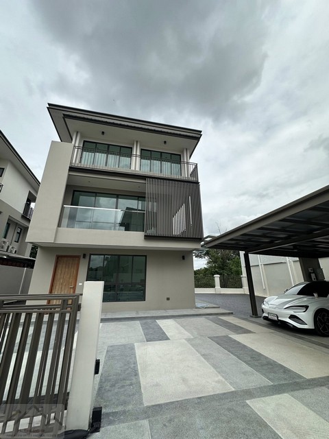 ขายบ้านเดี่ยวหรู 3 ชั้น หลังริม 97.1 ตรว. AQ Arbor สวนหลวง ร.9 – พัฒนาการ เฉลิมพระเกียรติ ร.9 ซอย 48 ใหญ่สุดในโครงการ ใกล้สวนหลวง ร.9 *** ราคาขาย 15.5 ล้านบาทติดต่อ:: ชยา โทร/ID Line:: 0942823961   Link Line:: https://line.me/ti/p/3xFA1An8Kcรหัส#  T26-605บ้านเดี่ยวหรู 3 ชั้น หลังริม AQ Arbor สวนหลวง ร.9 – พัฒนาการ พื้นที่ใหญ่สุดในโครงการ๐ แบบบ้าน E หลังริม เป็นส่วนตัวมาก พื้นที่ใหญ่ที่สุดในโครงการ บ้านใหม่เอี่ยม ไม่เคยเข้าอยู่๐ เนื้อที่