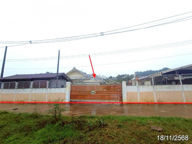 ขายโรงงาน เชียงใหม่ ถนน ฝาง-แม่จัน ตำบล แม่อาย อำเภอ แม่อาย จังหวัด เชียงใหม่  ซอย 56/7 ถนน ฝาง-แม่จัน (ทล.1089) ตำบล แม่อาย อำเภอ แม่อาย จังหวัด เชียงใหม่  ราคาโปรโมชั่น 6,290,000  บาท    ลดจาก 8,290,000 บาท ราคาโปรโมชั่นตั้งแต่วันที่ 1 กรกฎาคม 2569 – 30 กันยายน 2569  รายละเอียดทรัพย์ -  เนื้อที่ 1 ไร่ 83 ตารางวา พื้นที่ใช้สอย 317 ตร.ม. -  บ้านหันไปทางทิศตะวันออก  พิกัดทรัพย์ : https://maps.app.goo.gl/WXpnyfFq8evKwmJc7  สถานที่ใกล้�
