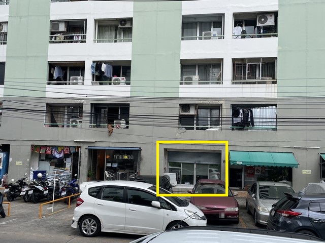 P758 ให้ช่าคอนโดซิตี้วิลล่า ลาดพร้าว 130 ตึก E2 ชั้น 1 ห้องเปล่า ออฟฟิศ สำนักงาน เหมาะทำหน้าร้านขายของออนไลน์ให้เช่า 5,000 บาท/เดือน ไม่รวมค่าส่วนกลาง 700 บาทประกัน 2 ล่วงหน้า 1ติดต่อ คุณช่อผกา โทร 0616198565 LINE 0616198565สำรอง LINE 0812523279 ส่งลิ้งก์ไว้ได้เลย-ให้ช่าคอนโดซิตี้วิลล่า ลาดพร้าว 130 ตึก E2 ชั้น 1 ห้องเปล่า ออฟฟิศ สำนักงาน เหมาะทำหน้าร้านขายของออนไลน์-พื้นที่ขนาด 33 ตารางเมตร-ตึก E2 ชั้น 1-1 ห