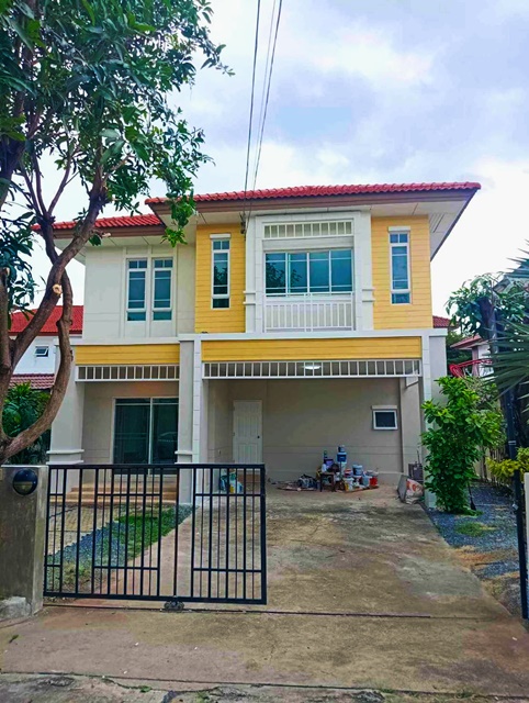 เฟอร์ครบทั้ง รร.สาธิตพัฒนา ให้เช่าบ้านเดี่ยว 2ชั้น 70ตรว.4แอร์ 3น้ำ ห้องนั่งเล่น ห้องครัว ปัญญา หทัยราษฎร์ซาฟารี 21,999 B-M 3นอน  fully furnished in 3bed SatitPattana Sch. 2storey house for rent 70sqwa. Safari 21,999 B-M 3bed 4A/C 3bath living room kitchen. Panyaindra Hathairatถนน ปัญญาเนเชอรัลปาร์ค แขวงสามวาตะวันตก เขตคลองสามวา กรุงเทพมหานคร 10510ลานซักล้างหลังบ้าน สามารถจอดรถได้หลายคัน มีสนามหน้าบ้าน มีแอร์ ทุกห้อง ห้องน้ำในตัว อีก 2 ห้องเป็นห้องน้ำรวม ด้านล่า