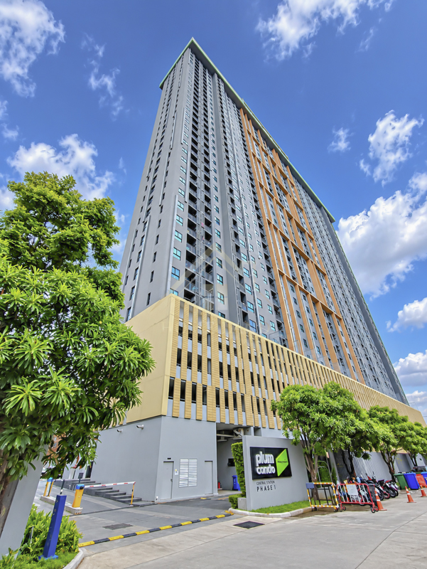BHL1351Plum Condo Central พลัม คอนโด เซ็นทรัล สเตชั่น (เฟส1) นนทบุรีที่ตั้ง : รัตนาธิเบศร์ ตำบล เสาธงหิน อำเภอบางใหญ่ นนทบุรี 11140รายละเอียด- สูง 38 ชั้น อยู่ชั้น 11  - พื้นที่ใช้สอย 23.94 ตร.ม - 1 ห้องนอน 1 ห้องน้ำ - 1 ที่จอดรถ สิ่งอำนวยความสะดวก- CCTV รักษาความปลอดภัย 24 ชั่วโมง- สระว่ายน้ำ ฟิตเนส- สวนลอยฟ้า , สวนหย่อม- ห้องซาวน่า , ห้องโยคะ- ห้องสมุด , co-working spaceทำเลใกล้เคียง – Central Westgate (เซ็นทรัล เวสต์เกต) และ IKEA บ