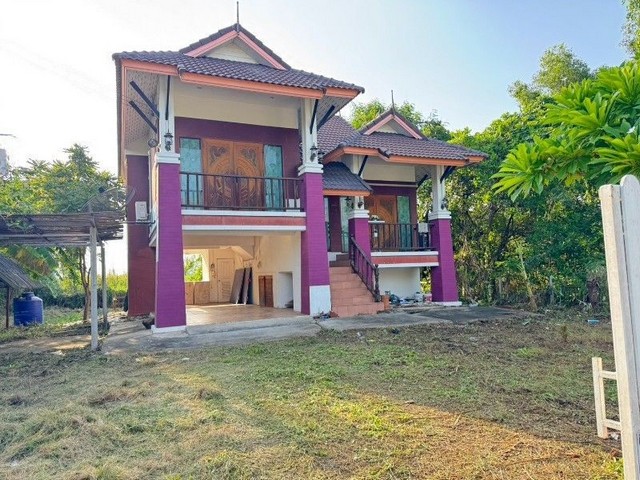 รหัสทรัพย์ : N1382บ้านเดี่ยว ชั้นเดียว 200 ตร.ว บ้านกล้วย ไทรน้อย ราคาถูกที่ตั้ง :&nbsp;ถนนบ้านกล้วย-ไทรน้อย ตำบลไทรน้อย อำเภอไทรน้อย จังหวัดนนทบุรี 11150รายละเอียดทรัพย์- บ้านเดี่ยวชั้นเดียว ขนาดเนื้อที่ 200 ตารางวา พื้นที่ใช้สอย 140 ตารางเมตร- 2&nbsp;ห้องนอน, 2 ห้องน้ำ, 1 ห้องครัว, 5 ที่จอดรถ, 1 ห้องเก็บของ&nbsp;- เครื่องปรับอากาศ 3 เครื่อง- มีพื้นที่รอบบ้าน, มีสระน้ำ- หน้าบ้านหันทางทิศตะว�