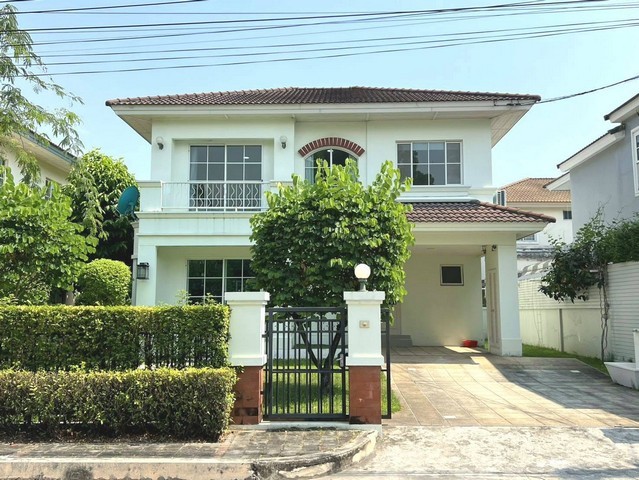 ให้เช่า มัณฑนา อ่อนนุช-วงแหวน 1 67 ตร.วา 3 ห้องนอน Built-in ทั้งหลัง ราคา 48000 บาทรายละเอียดบ้าน- ที่ดิน 67 ตารางวา- พื้นที่ใช้สอย 170 ตารางเมตร- 3 ห้องนอน 3 ห้องน้ำ- Built-in ทั้งหลัง- เครื่องใช้ไฟฟ้าครบสิ่งอำนวยความสะดวกภายในโครงการ- คลับเฮาส์- สระว่ายน้ำ- ฟิตเนส- สวนส่วนกลาง- CCTV และ รปภ. 24 ชั่วโมงสถานที่สำคัญใกล้เคียง- Mega Bangna- Seacon Square Srinakarin- Paradise Park- Sirindhorn Hospitalราคาเช่า 48000 บาท/เดือนเงื่อนไข- สัญญา 1 ปี- ประ