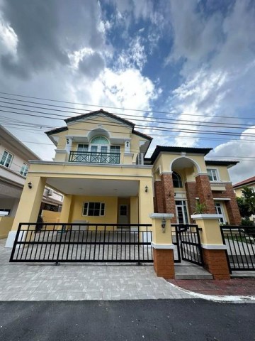 ให้เช่าบ้านเดี่ยว 2 ชั้น 122 ตรว. 5 ห้องนอน หมู่บ้านนันทวัน พระราม 9-อ่อนนุช Nantawan Rama 9-Onnut ซอยอ่อนนุช 44ติดต่อ:: ชยา โทร/ID Line:: 0942823961Link Line:: https://line.me/ti/p/3xFA1An8Kcรหัส# T26-1253บ้านเดี่ยว 2 ชั้น หมู่บ้านนันทวัน พระราม 9-อ่อนนุช Nantawan Rama 9-Onnut ซอยอ่อนนุช 44๐ เนื้อที่ 122 ตารางวา๐ 5 ห้องนอน๐ 4 ห้องน้ำ๐ 2 ที่จอดรถ๐ เฟอร์บางส่วนสิ่งอำนวยความสะดวก๐ คลับเฮ้าส์ / สระว่ายน้ำ / ฟิตเนส / สวน / รปภ. 24 ชม.สถานที่สำคัญใกล้เคียง๐ สวน�