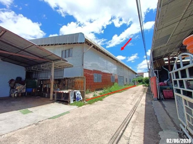 ขายโรงงาน อุดรธานี ถนน สายอุดรธานี ตำบล บ้านเลื่อม อำเภอ เมืองอุดรธานี จังหวัด อุดรธานี  ซอย ชื่นจิตร 5,6 ถนน สายอุดรธานี - บ้านเชียงยืน (อด.3001) ตำบล บ้านเลื่อม อำเภอ เมืองอุดรธานี จังหวัด อุดรธานี  ราคาโปรโมชั่น 5,415,000 บาท    ลดจาก 7,340,000 บาท ราคาโปรโมชั่นตั้งแต่วันที่ 1 กรกฎาคม 2569 – 30 กันยายน 2569  รายละเอียดทรัพย์ -  เนื้อที่  3 งาน 31.80 ตารางวา  พื้นที่ใช้สอย 1,334.125 ตร.ม. -  4 ห้องนอน 4 ห้องน้�