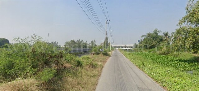 รหัสทรัพย์ N1489ที่ดิน 2-3-26 ไร่ ติดทางพิเศษ อ.บางใหญ่-กาญจนบุรี M81ที่ตั้ง&nbsp;: ตำบลแหลมบัว อำเภอนครชัยศรี จังหวัดนครปฐม&nbsp;73120รายละเอียดทรัพย์- เนื้อที่ดิน 2-3-26 ไร่- หน้าที่ดินหันทิศตะวันตกเฉียงใต้ / ทิศตะวันออก- ประเภทผังเมืองพื้นที่สีเขียว (ชนบทและเกษตรกรรม): มุ่งเน้นการทำเกษตรกรรม ปศุสัตว์ และการพัฒนาชุมชนในระดับท้องถิ่น การท่องเที่ยวเชิงเกษตร/โฮมสเตย์ โรงงานแปรรู