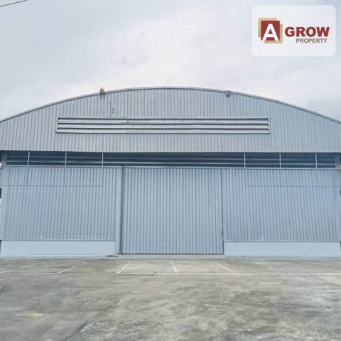 ให้เช่าโกดัง ขนาด 400-1,300 ตร.ม. จังหวัดระยอง เหมาะสำหรับทำคลังสินค้า, ศูนย์กระจายสินค้า, โลจิสติกส์ และธุรกิจอื่นๆที่ตั้ง : ตำบลเชิงเนิน อำเภอเมืองระยอง จังหวัดระยองรหัสทรัพย์ : AGF00372ราคาเช่า : 60,000 บาท/เดือนตารางเมตรละ 130-150 บาท/เดือนรายละเอียดทรัพย์ :- โกดัง ขนาดพื้นที่ 400-1,300 ตรว.- ไฟฟ้ารองรับสูงสุด 100 KVA- ลานกว้าง รถบรรทุกเข้า–ออกสะดวก- ห้องน้ำมากกว่า 10 ห้อง- มีศาลา/พื้นที่พัก