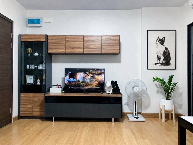 ให้เช่าคอนโดศุภาลัย ซิตี้ รีสอร์ท สุขุมวิท 105 ขนาด 41 ตร.ม. วิวสระว่ายน้ำ ใกล้ BTS แบริ่ง*** ราคาเช่า 13,000 บาท/เดือนติดต่อ:: ชยา โทร/ID Line:: 0942823961   Link Line:: https://line.me/ti/p/3xFA1An8Kcรหัส# T26-1317คอนโดศุภาลัย ซิตี้ รีสอร์ท สุขุมวิท 105 วิวสระว่ายน้ำ ใกล้ BTS แบริ่ง๐ ขนาด 41 ตร.ม.๐ 1 ห้องนอน 1 ห้องน้ำ 1 ห้องครัว 1 ห้องรับแขก๐ ชั้น 6 อาคาร B ตึกเดียวกับฟิตเนส สระว่ายน้ำ และสวนหย่อม๐ วิวสระว่ายน้ำ บรรยากาศสงบ เป็นส่วนตั