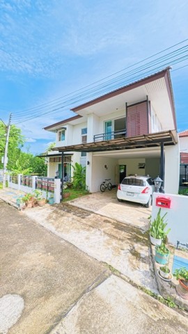 เช่าเต็มตลอด บ้านเดี่ยว The Urbana 1 เดินไป โรงเรียนนานาชาติได้เลย  ติดถนนซุปเปอร์ไฮเวย์ใกล้สนามบินหลังมุม 3 นอน3  น้ำ 2 จอ61 ตารางวา 178 ตรม  พื้นที่หลังด้านข้างด้านหน้าไม่ติดหลังอื่น เดินไป สวนสาธารณะโครงการได้เลยตรงข้าม สวนสุขภาพติดถนนซุปเปอร์เชียงใหม่-ลำปางใกล้โรงเรียนนานาชาติAmericana Chinese International School (ACIS)โรงเรียนนานาชาติยูนิตี้คอนคอร์ดปล่อยเช่าง่าย  ส่วนใหญ่จะเป็นคนจีนท