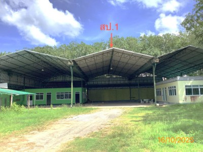 ขาย บ้านเดี่ยว/ทาวน์เฮ้าส์/คอนโด โกดัง ตรัง  ถนน สายบ้านป่าเดียว - บ้านทุ่งค่าย (ทล.4261) ตำบล ทุ่งค่าย อำเภอ ย่านตาขาว จังหวัด ตรัง  ราคาโปรโมชั่น   6,967,000   บาท    ลดจาก  9,284,000    บาท ราคาโปรโมชั่นตั้งแต่วันที่ 1 กรกฎาคม 2569 – 30 กันยายน 2569  รายละเอียดทรัพย์ -  เนื้อที่ 000  6-1-18.80 ไร่  พื้นที่ใช้สอย 1,160 ตารางเมตร  พิกัดทรัพย์ : https://goo.gl/maps/HaGahQp6FbVbE2o47  สถานที่ใกล้เคียง   -น้ำตกน้ำเค็ม (นบยักษ์) -สวนพฤกษศาสต�