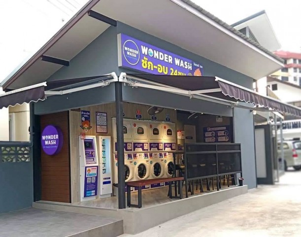 สนใจติดต่อ โทร 082-545-9289เซ้งร้านสะดวกซัก  #ใกล้มอเกษตร #สาขางามวงศ์วาน44  ใกล้หอพักนักศึกษา- Wonder Wash  ส่งต่อร้าน และรับกำไรได้เลย  -ทำเลดี มีฐานลูกค้าเดิม เปิด 24 ชั่วโมง #รายได้ปัจจุบัน - เครื่องซัก–อบ ประมาณ 50,000-55,000บาท/เดือน- ตู้กดน้ำ ประมาณ 3,000 บาท/เดือน- พื้นที่ร้านยังสามารถต่อยอดหารายได้เสริมได้อีก #พร้อมรับช่วงทำธุรกิจต่อ ไม่ต้องเสียเวลาสร้างฐานลูกค้า-เครื่องซักอุตสา�