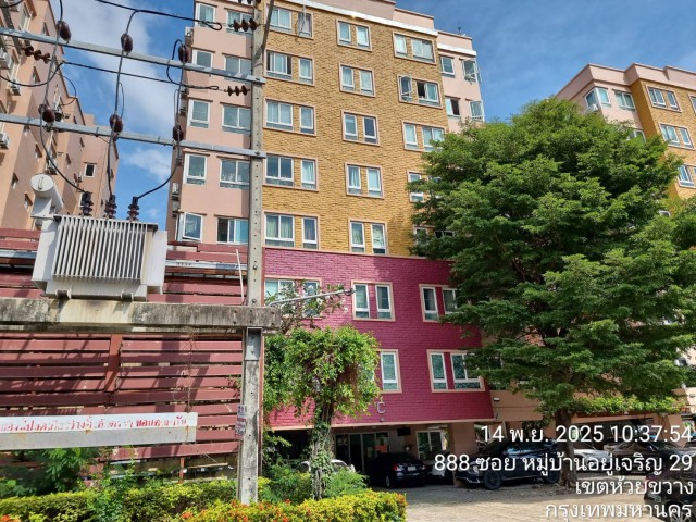ขายคอนโด แฮปปี้คอนโด แอนด์ สปอร์ตคลับ รัชดา ถนนรัชดาภิเษก  แขวงสามเสนนอก เขตห้วยขวาง กรุงเทพมหานคร  ถนนรัชดาภิเษก  แขวงสามเสนนอก เขตห้วยขวาง กรุงเทพมหานคร  ราคา 1,490,000 บาท  ( ราคาต่อรองได้ )  รายละเอียดทรัพย์ -  พื้นที่ใช้สอย  28.0 ตรม. -  1 ห้องนอน 1 ห้องน้ำ  -  1 ที่จอดรถ   พิกัดทรัพย์ :   สถานที่ใกล้เคียง   - เดอะ สตรีท รัชดา - เซ็นทรัล พระราม 9 - โรงพยาบาลปิยะเวท - บิ๊กซี เอ็กซ์ตร้า ลา�