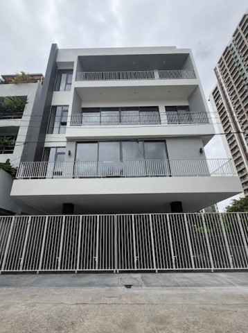 BH4416 ขายและให้เช่าโฮมออฟฟิศใหม่ พระราม 9 Boutique Office 168 อาคารสำนักงาน 4 ชั้นพร้อมดาดฟ้า ใกล้ MRT พระราม 9ติดต่อ Agent คุณบัว Buaโทร 093 646 4597LINE ID Bua093ขายโฮมออฟฟิศใหม่มือหนึ่ง ทำเลพระราม 9 ห้วยขวาง อาคารสร้างเสร็จใหม่กลางปี 2026 ไม่เคยมีผู้อยู่อาศัย เหมาะสำหรับบริษัท SME คลินิก Wellness Studio สำนักงานมืออาชีพ หรือผู้ที่มองหาอสังหาริมทรัพย์เชิงพาณิชย์เพื่อการลงทุนราคาขาย 49,900,000 บาทรวมที่ดิน 60 ตาราง�