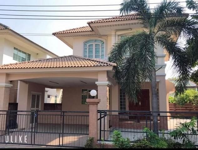 บ้านเดี่ยว 2 ชั้น หมู่บ้าน บ้านปาริชาติ รามคำแหง ซอยรามคำแหง 118 เขตสะพานสูง ** Agent **ติดต่อ คุณปอ : 061 619 8565ID line: 061 619 8565แอดไลน์กดที่ลิงค์นี้ได้เลยครับ : https://line.me/ti/p/zu0mm-ozFXติดต่อ คุณบิว : 081 252 3279 ID line: 061 787 9691แอดไลน์กดที่ลิงค์นี้ได้เลยครับ : https://line.me/ti/p/SR5Ehdv_q-** รหัส BT491ราคาเช่า 25,000 บาท/เดือนบ้านเดี่ยว 2 ชั้น หมู่บ้าน บ้านปาริชาติ รามคำแหงเนื้อที่ 60 ตร.ว พื้นที่ใช้สอย 170 ตร.มขนาด 4 ห้องนอน 1 ห้องนั่งเล่น 2 ห้อ�